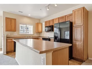 Photo #4: 7363655 Listing