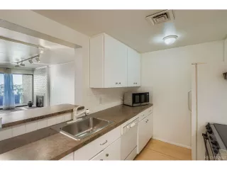 Photo #3: 7364057 Listing 