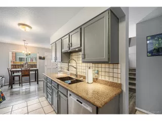 Photo #5: 7364390 Listing 