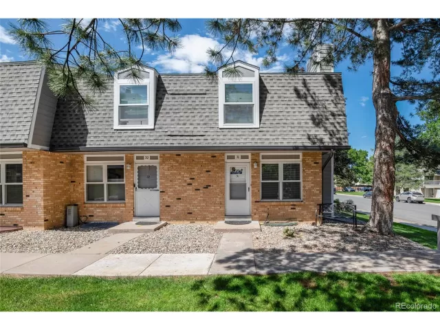 MLS: 7365762 Condo For Sale