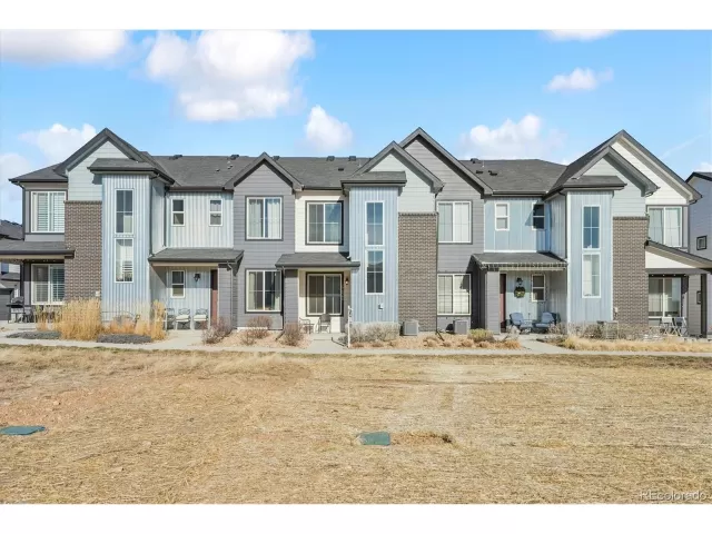 MLS: 7371592 Condo For Sale