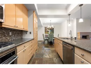 Photo #6: 7371685 Listing