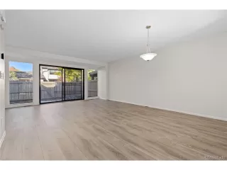 Photo #4: 7376120 Listing