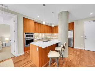 Photo #5: 7376980 Listing