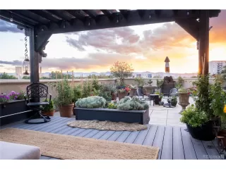 Photo #2: 7380250 Listing