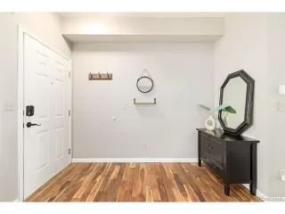 Photo #5: 7381165 Listing 