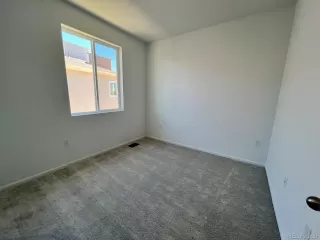 Photo #6: 7383266 Listing