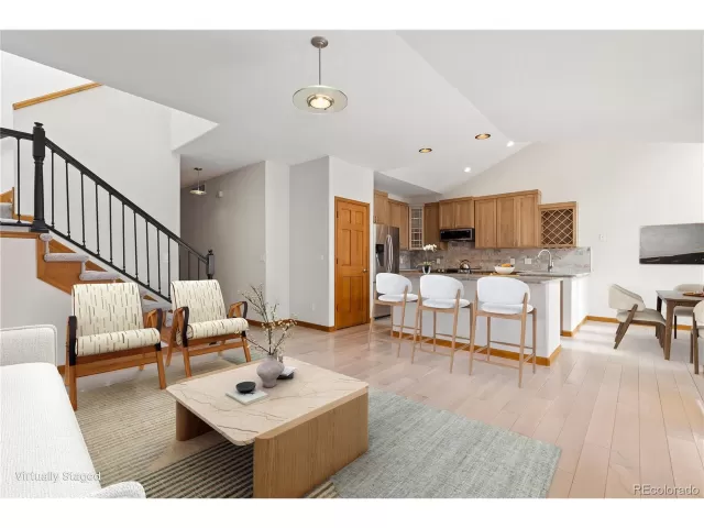 MLS: 7386144 Condo For Sale