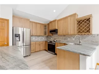 Photo #3: 7386144 Listing 