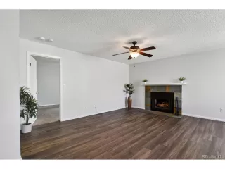 Photo #4: 7387040 Listing