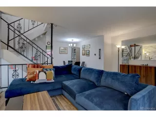 Photo #5: 7390998 Listing