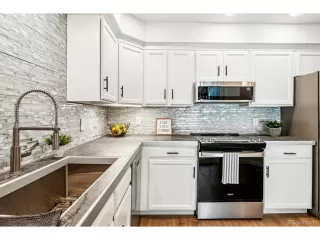 Photo #5: 7392160 Listing 