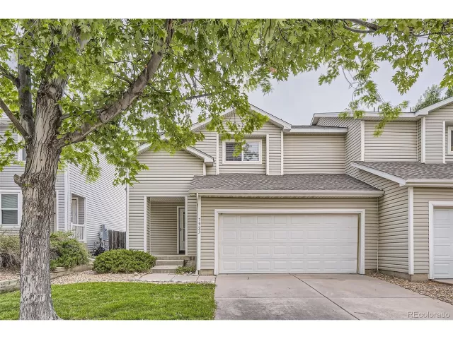 MLS: 7392292 Condo For Sale