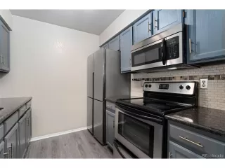 Photo #4: 7393973 Listing