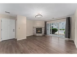 Photo #5: 7393973 Listing