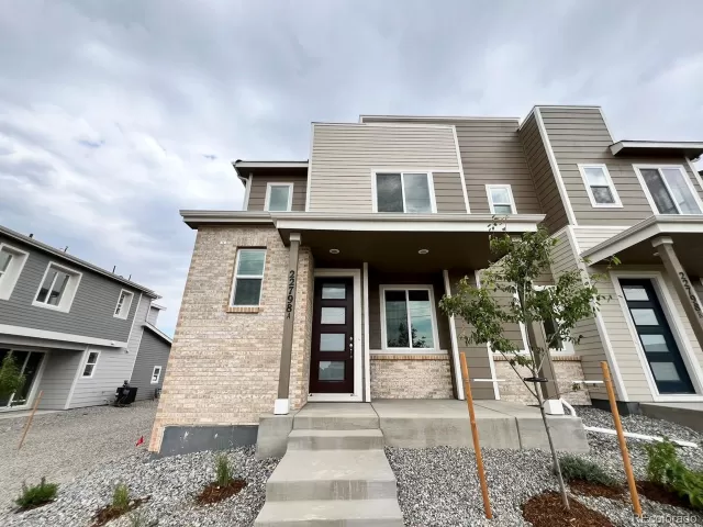 MLS: 7394209 Condo For Sale