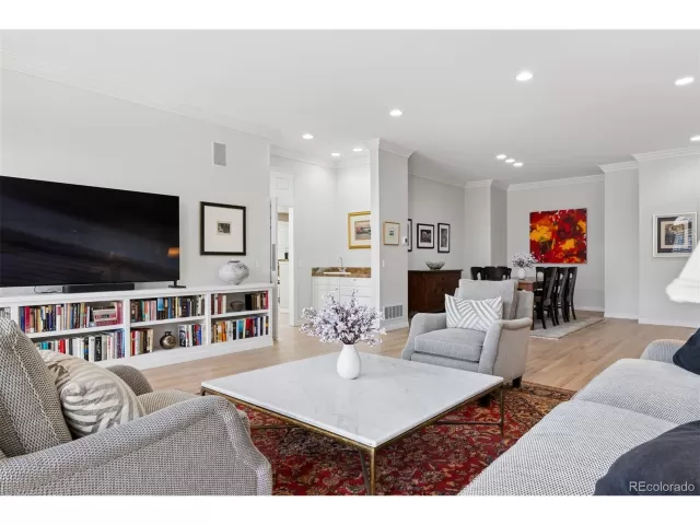 MLS: 7396302 Condo For Sale