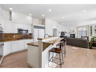 Photo #2: 7396302 Listing