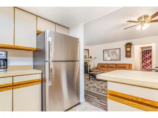 Photo #6: 7397028 Listing