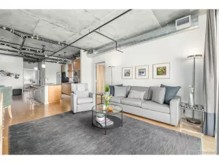 Photo #3: 7398617 Listing