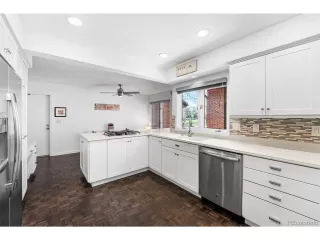 Photo #6: 7398629 Listing