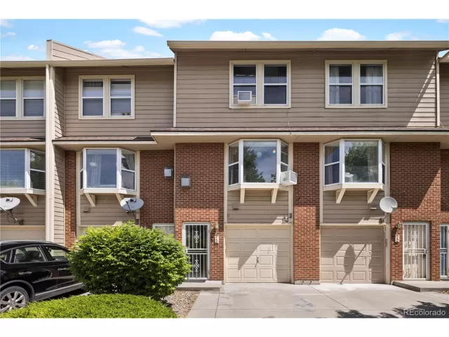 MLS: 7398635 Condo For Sale