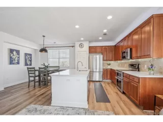 Photo #6: 7398882 Listing 