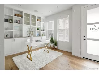 Photo #2: 7399704 Listing