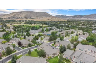 Photo #6: 7400007 Listing