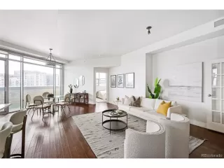 Photo #6: 7400644 Listing