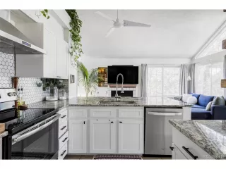 Photo #6: 7401969 Listing 