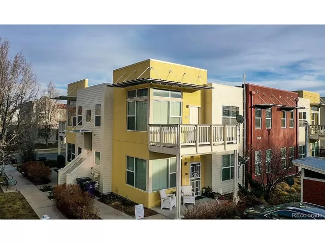 MLS: 7404150 Condo For Sale