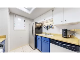 Photo #6: 7404707 Listing 