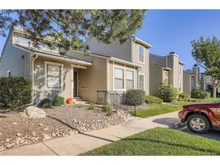 Photo #2: 7405509 Listing