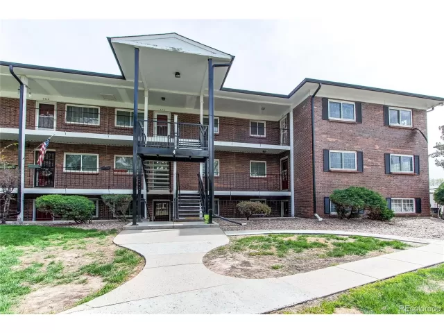 MLS: 7405559 Condo For Sale