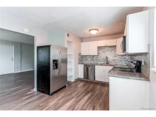 Photo #5: 7405559 Listing 