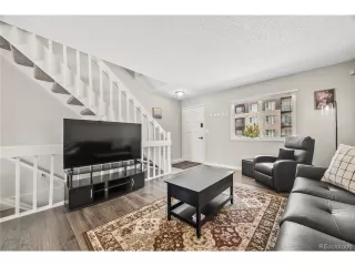 Photo #5: 7406346 Listing