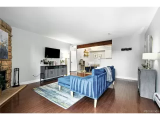 Photo #3: 7407346 Listing