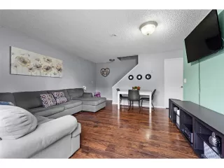 Photo #5: 7408702 Listing