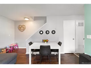 Photo #6: 7408702 Listing
