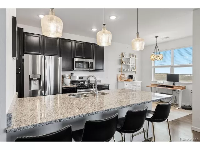 MLS: 7409972 Condo For Sale