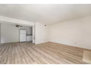 Photo #5: 7410621 Listing