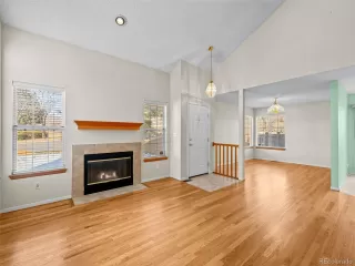 Photo #4: 7414157 Listing