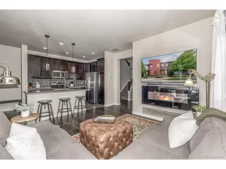 Photo #3: 7415121 Listing