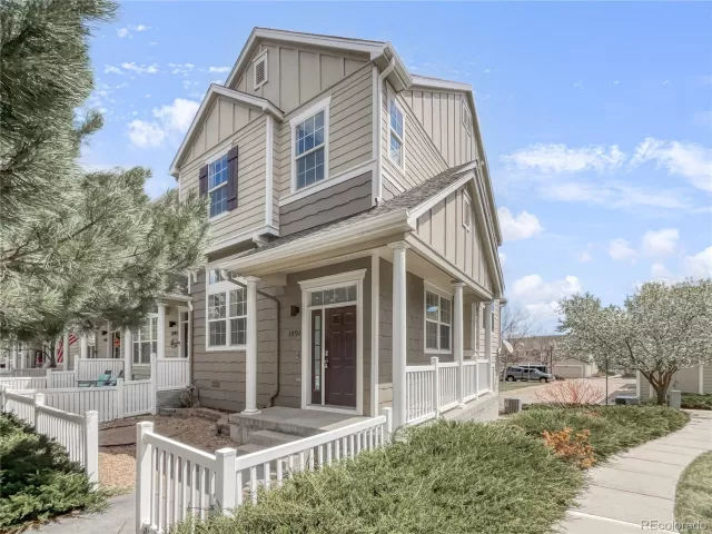 MLS: 7417946 Condo For Sale