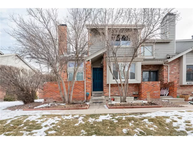 MLS: 7421341 Condo For Sale