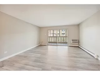 Photo #5: 7421805 Listing