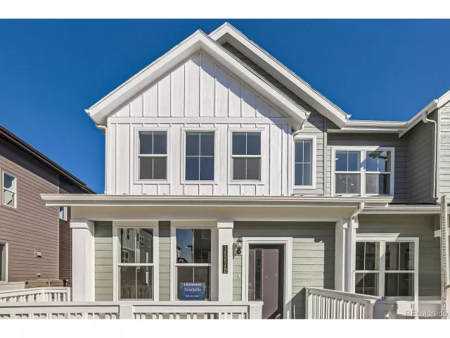 MLS: 7422155 Condo For Sale