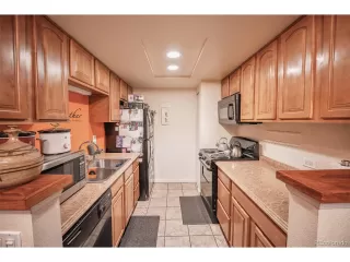 Photo #2: 7424119 Listing