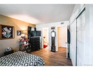 Photo #5: 7424119 Listing